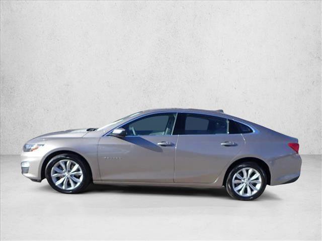 Used 2025 Chevrolet Malibu LT image 2