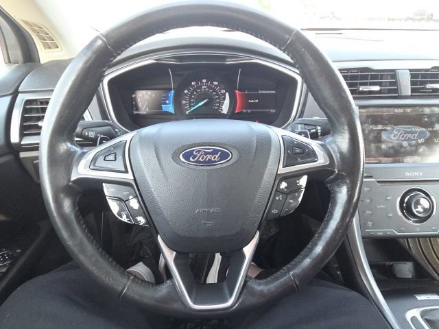 Used 2013 Ford Fusion Titanium w/ Titanium Driver Assist Pkg FWD image 34