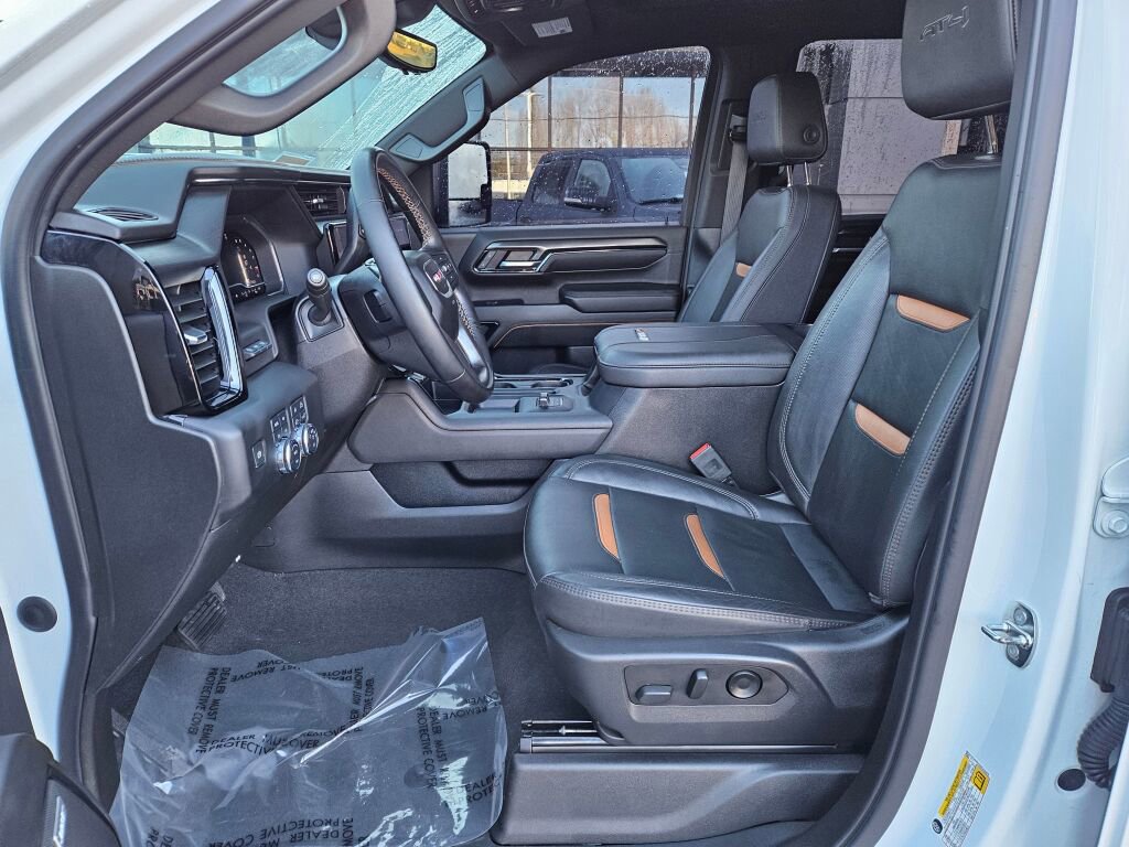 Used 2024 GMC Sierra 3500 AT4 w/ AT4 Premium Plus Package image 13