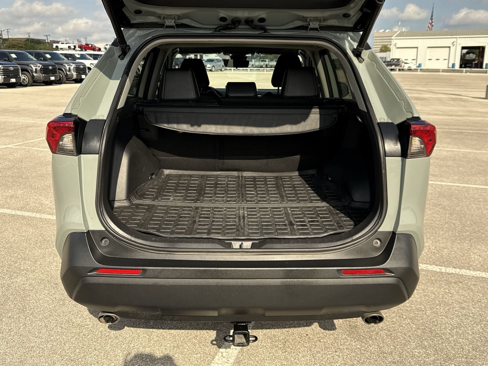 Certified 2023 Toyota RAV4 XLE Premium FWD image 21