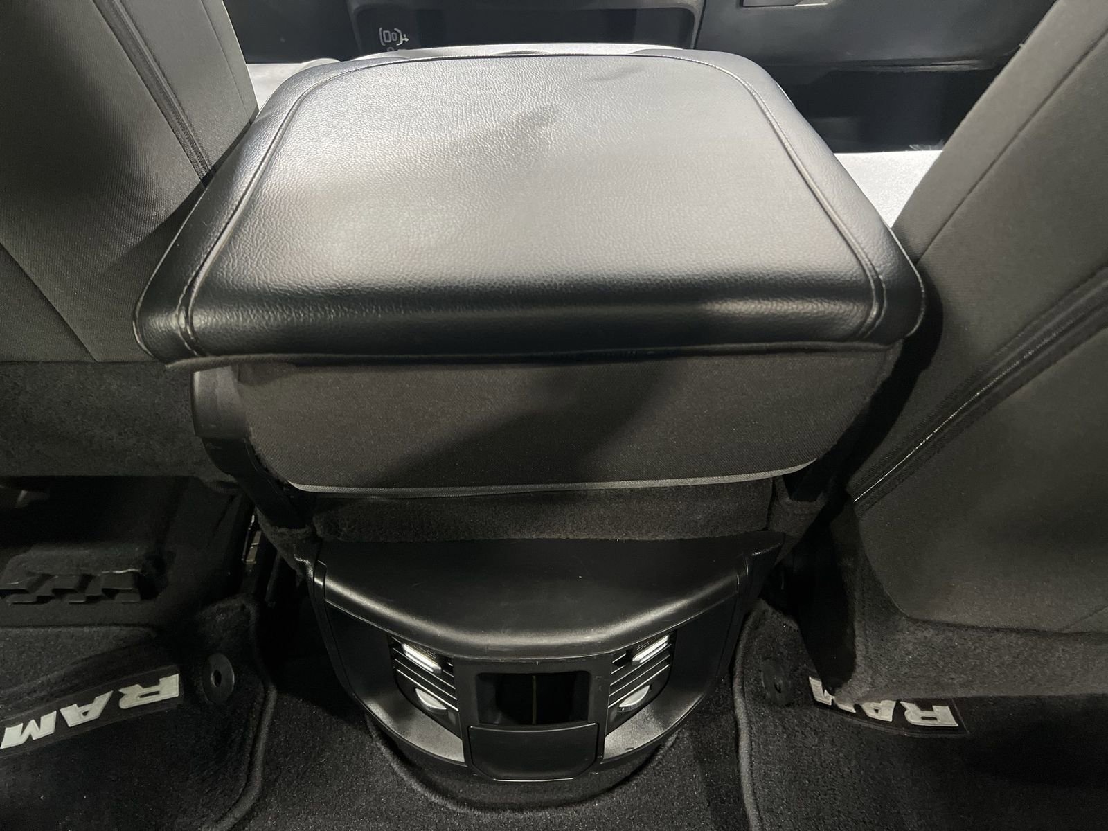 Used 2024 RAM 3500 Big Horn AWD/4WD image 20