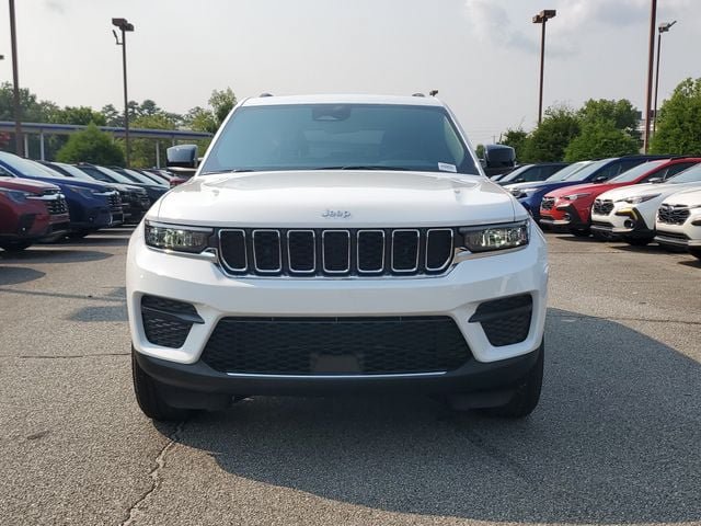 New 2026 Jeep Grand Cherokee Laredo X RWD image 2