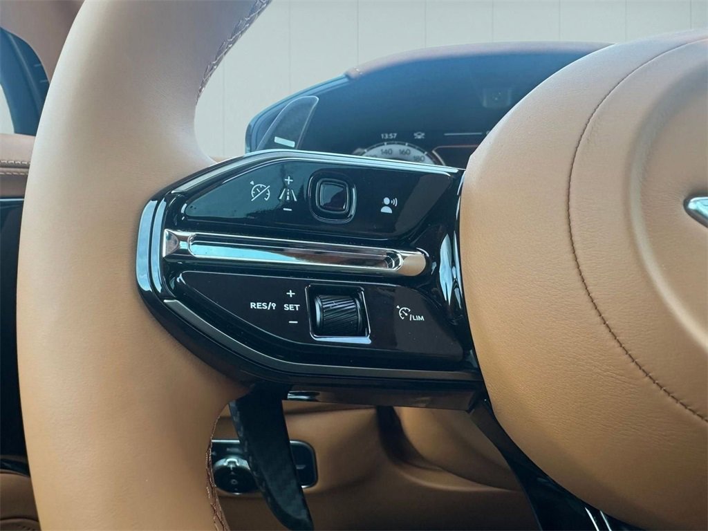 New 2026 Aston Martin DBX 707 image 19