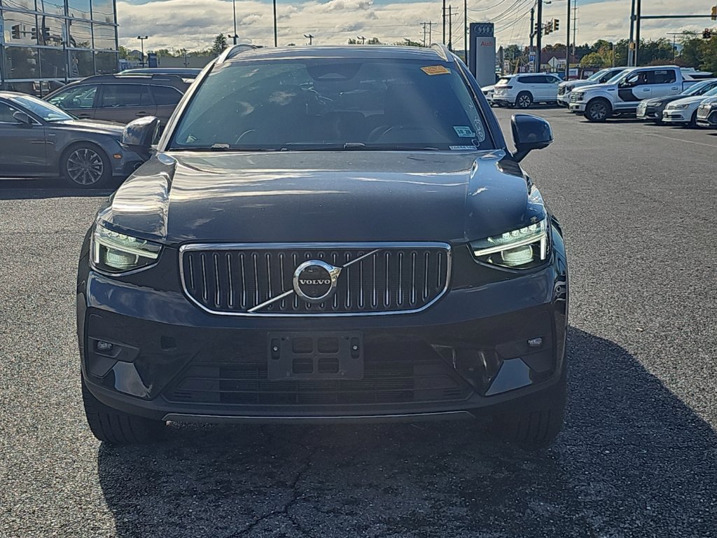 Used 2023 Volvo XC40 B5 Ultimate w/ Protection Package Premier AWD/4WD image 17