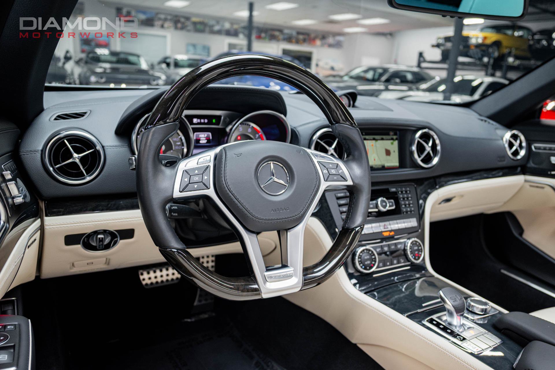 Used 2014 Mercedes-Benz SL 550 image 14