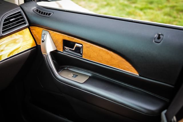 Used 2013 Lincoln MKX AWD image 35