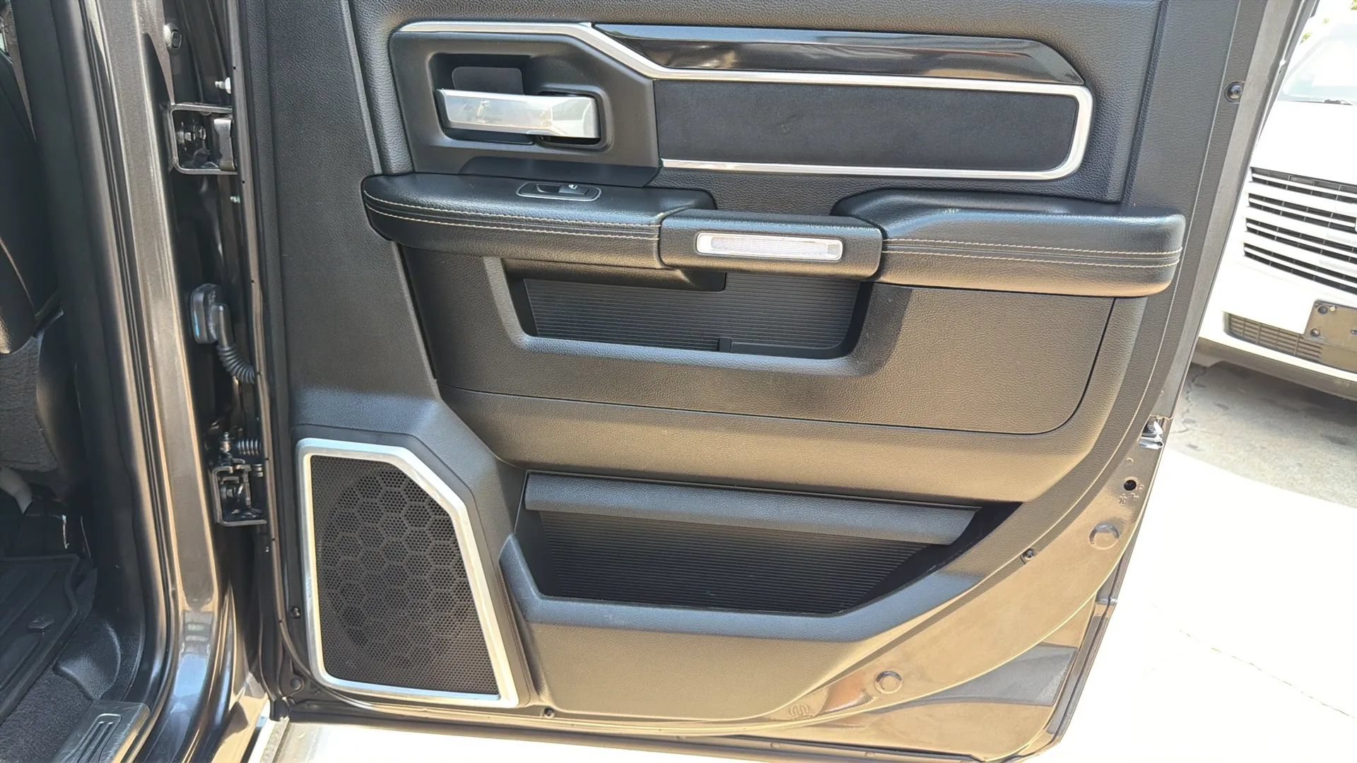 Used 2019 RAM 2500 Laramie AWD/4WD image 19