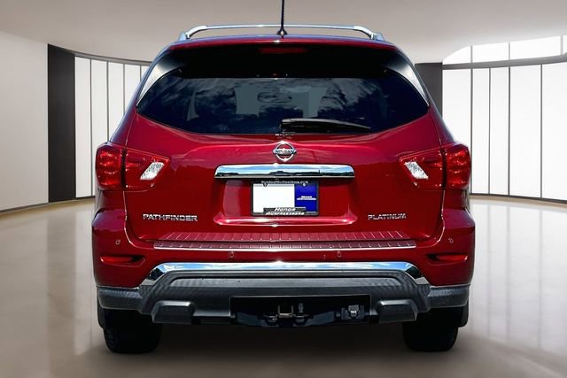 Used 2018 Nissan Pathfinder Platinum w/ Cargo Package FWD image 5