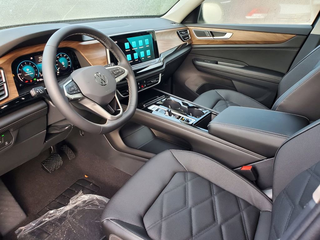 New 2026 Volkswagen Atlas SE FWD image 7