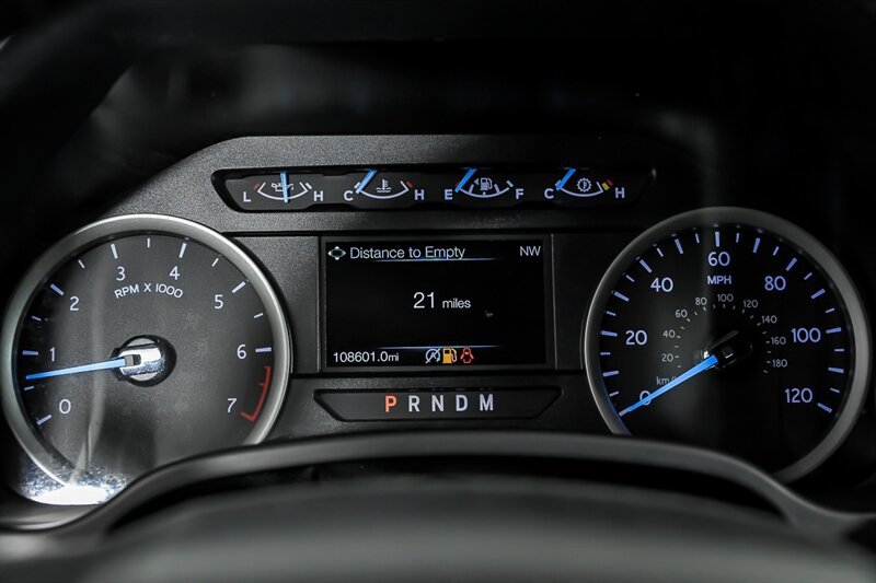 Used 2019 Ford Expedition XLT w/ Equipment Group 201A AWD/4WD image 19