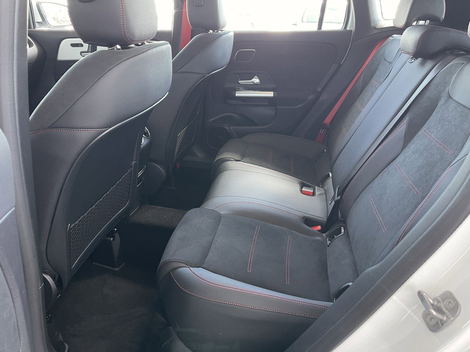 New 2025 Mercedes-Benz GLA 35 AMG 4MATIC image 17