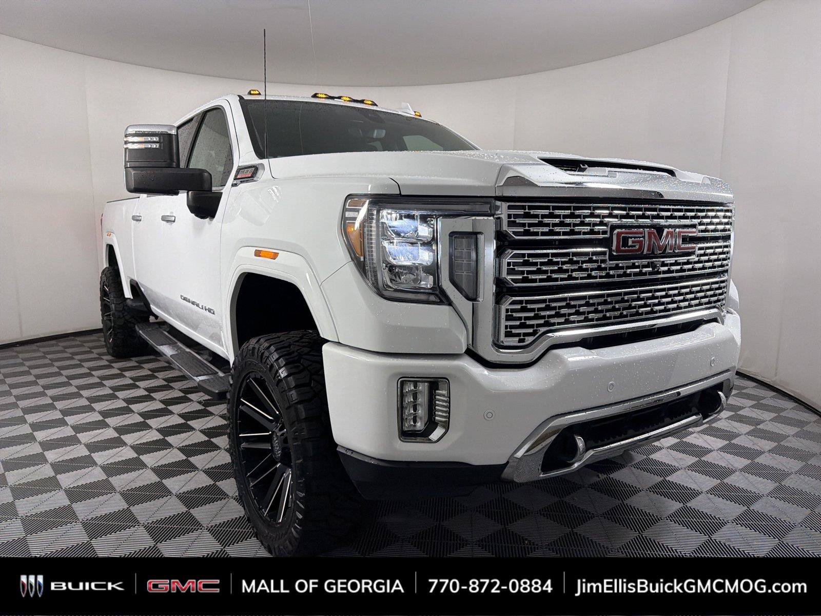 Used 2020 GMC Sierra 2500 Denali w/ Denali Ultimate Package AWD/4WD image 1