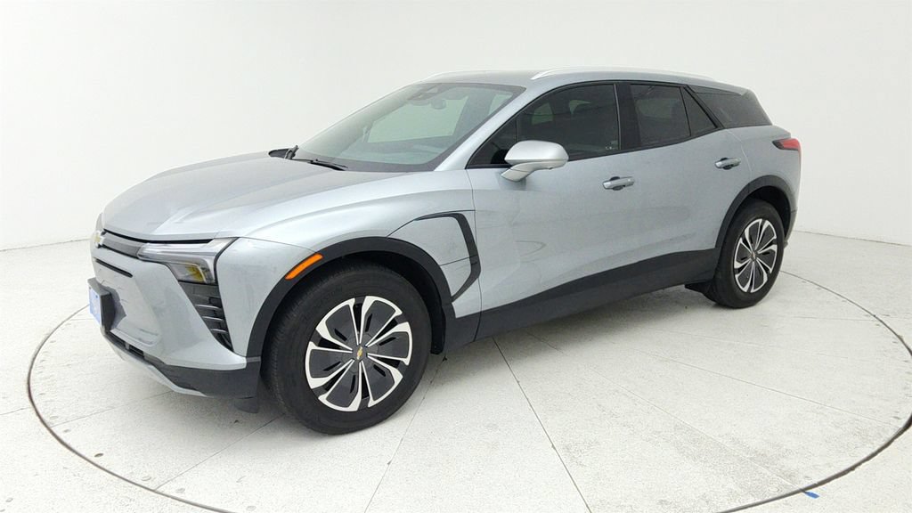 Certified 2024 Chevrolet Blazer EV LT AWD/4WD image 3