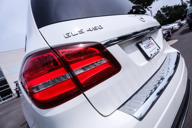 Used 2018 Mercedes-Benz GLS 450 4MATIC image 18
