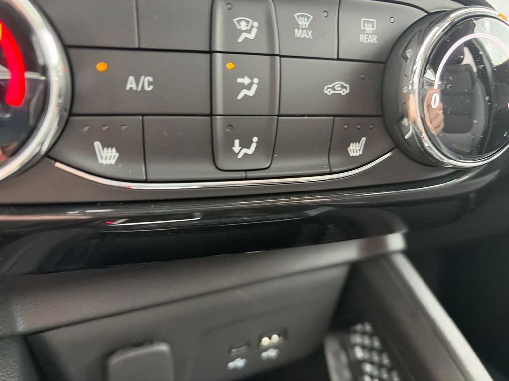 New 2026 Chevrolet TrailBlazer LT w/ LT Cold Weather Package FWD image 21