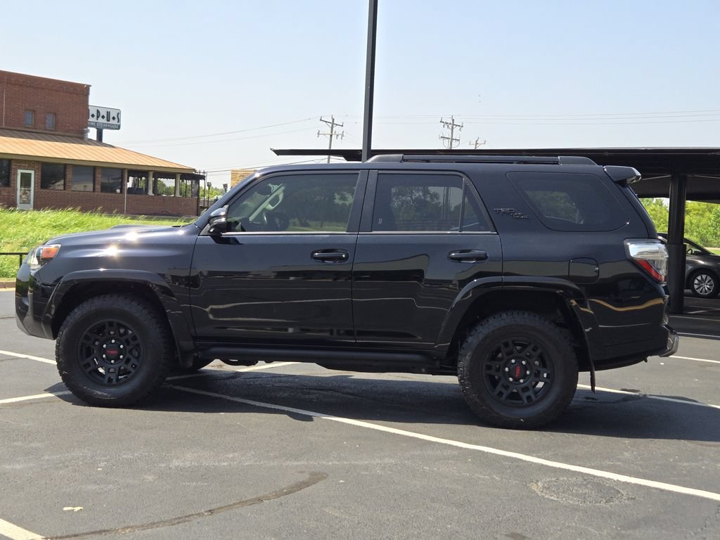 Used 2024 Toyota 4Runner TRD Off-Road Premium w/ Moonroof Package AWD/4WD image 4