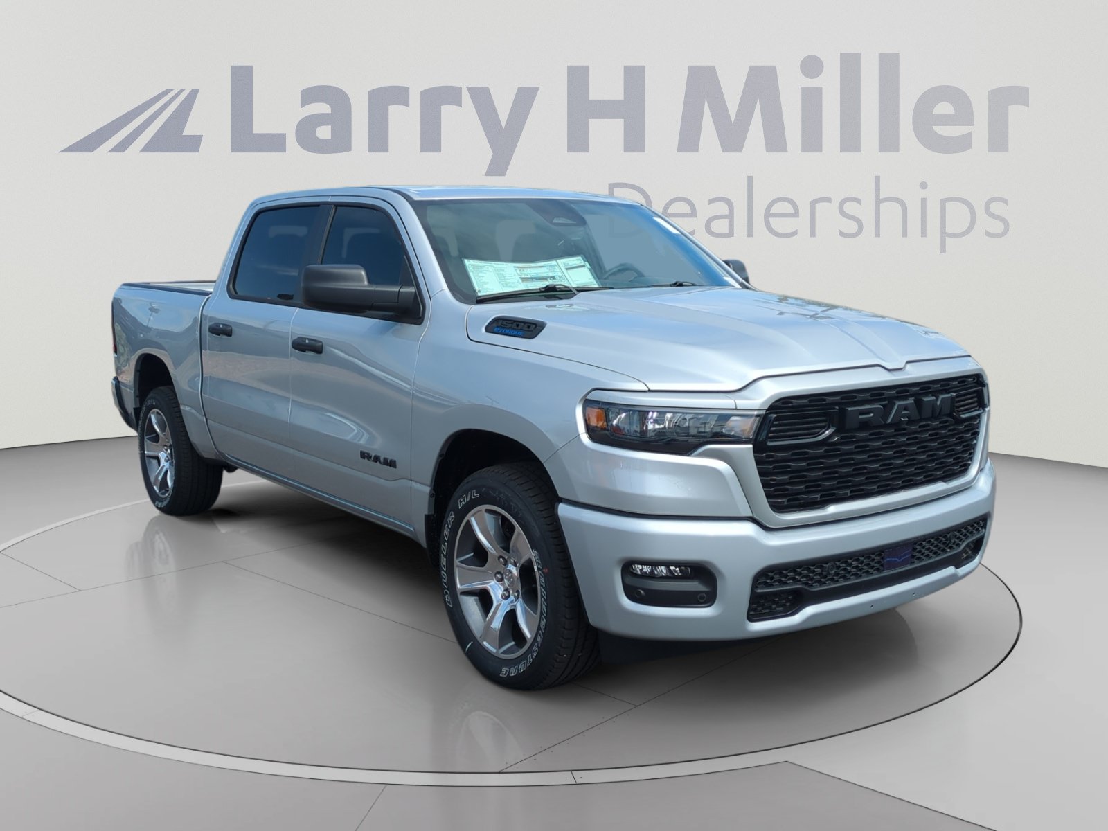 New 2026 RAM 1500 Express RWD image 7