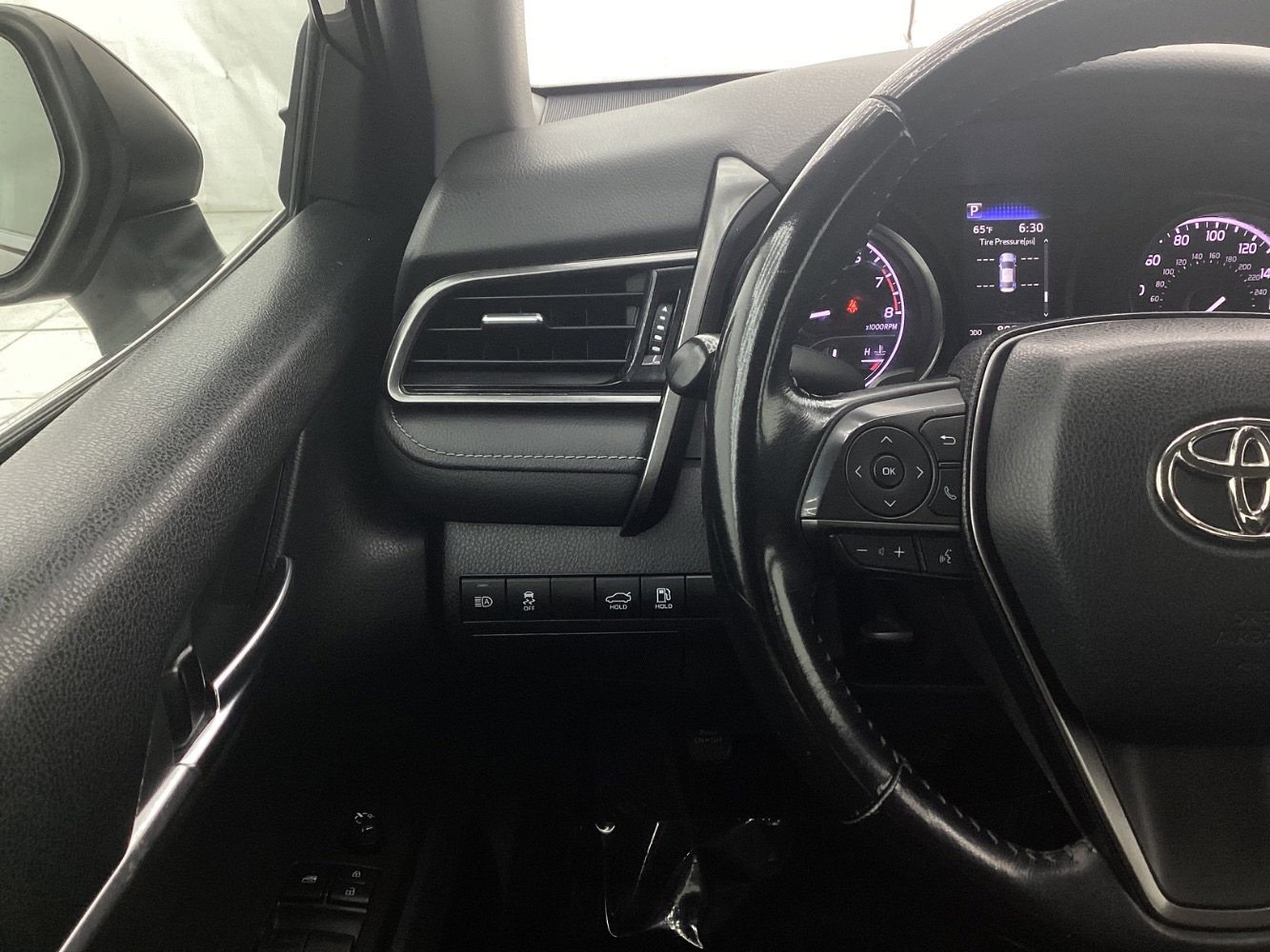 Used 2022 Toyota Camry SE image 31