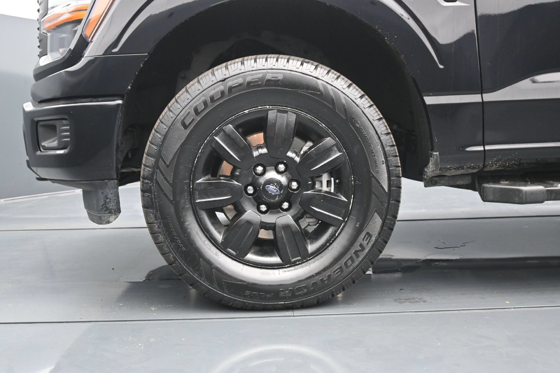 Used 2025 Ford F150 STX w/ STX Black Appearance Package AWD/4WD image 24