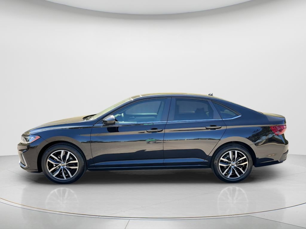 New 2026 Volkswagen Jetta SE image 2