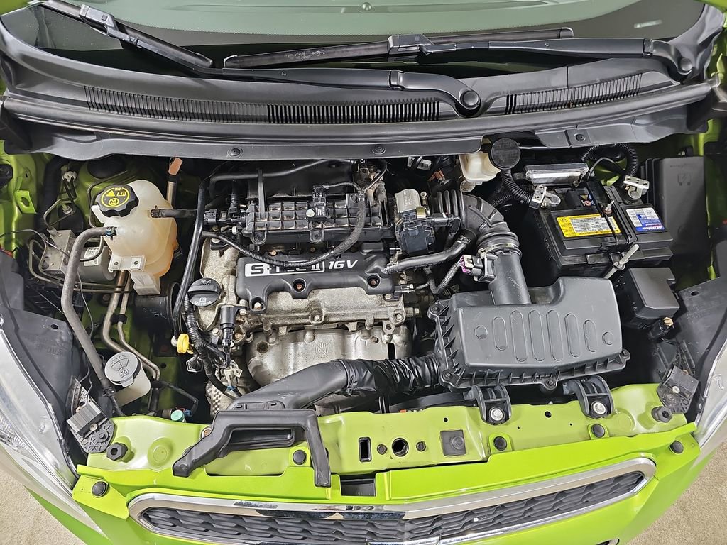 Used 2014 Chevrolet Spark LT image 33