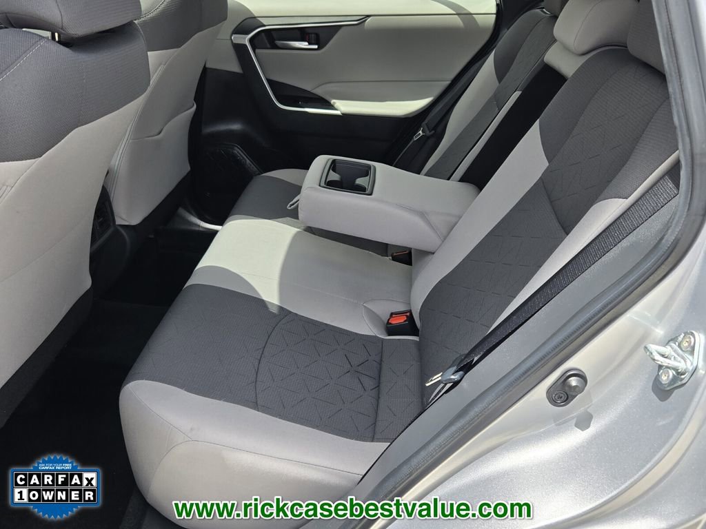 Used 2023 Toyota RAV4 XLE w/ Convenience Package image 12