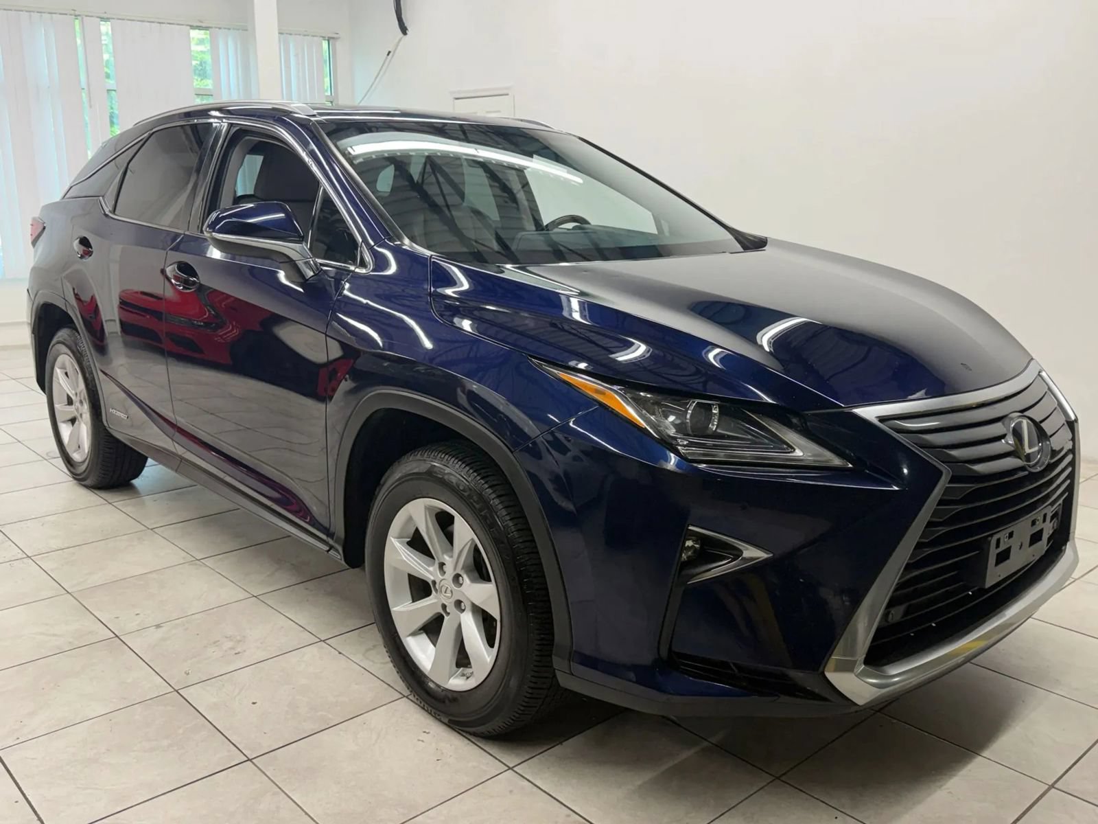 Used 2016 Lexus RX 450h FWD image 1