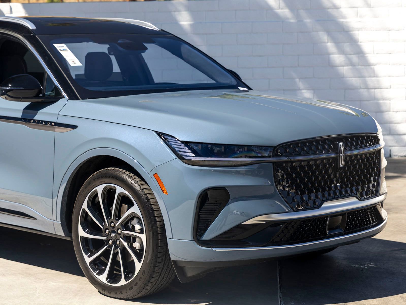 Used 2026 Lincoln Nautilus Black Label video 3