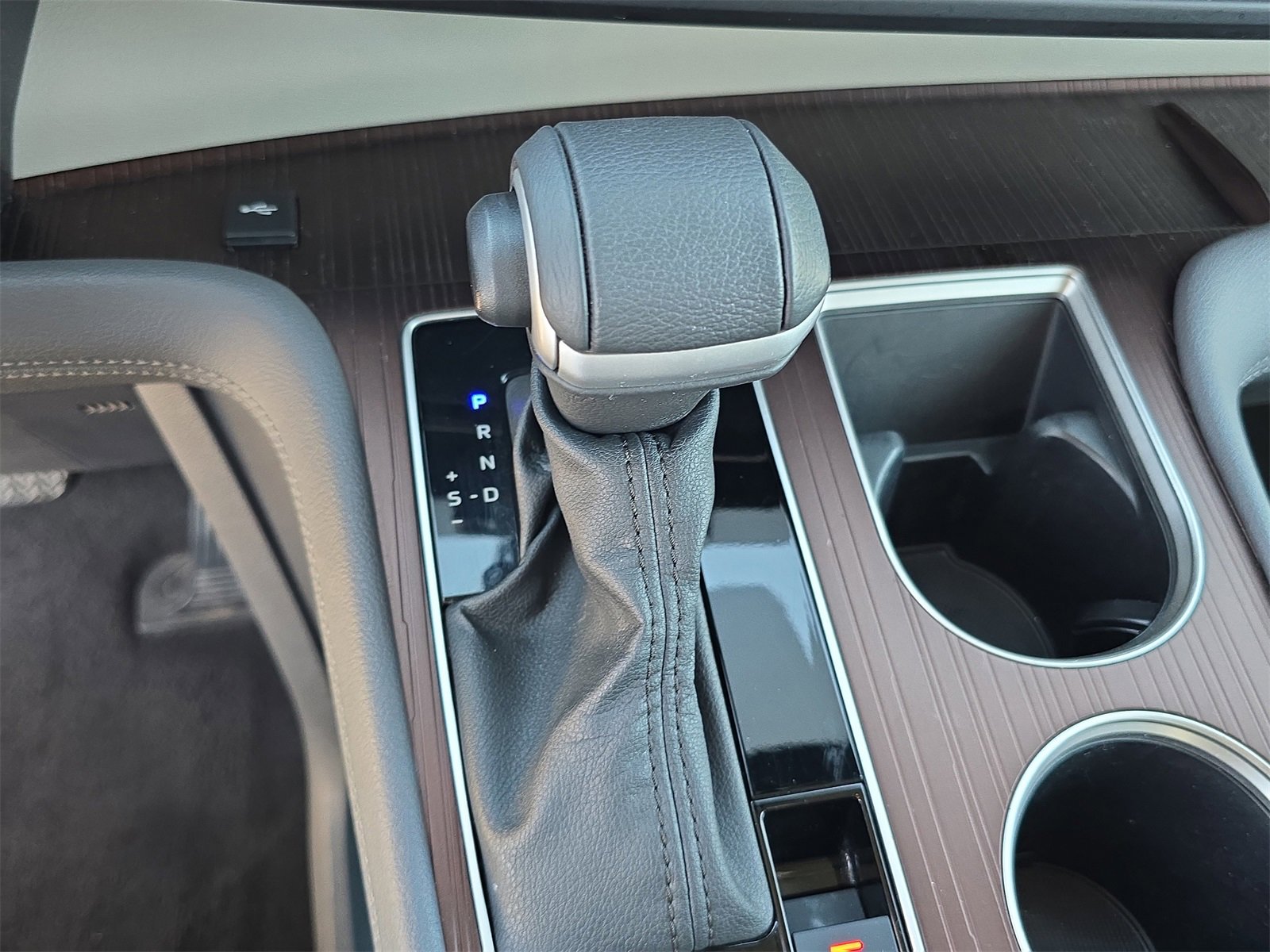 Used 2024 Toyota Sienna XLE image 21