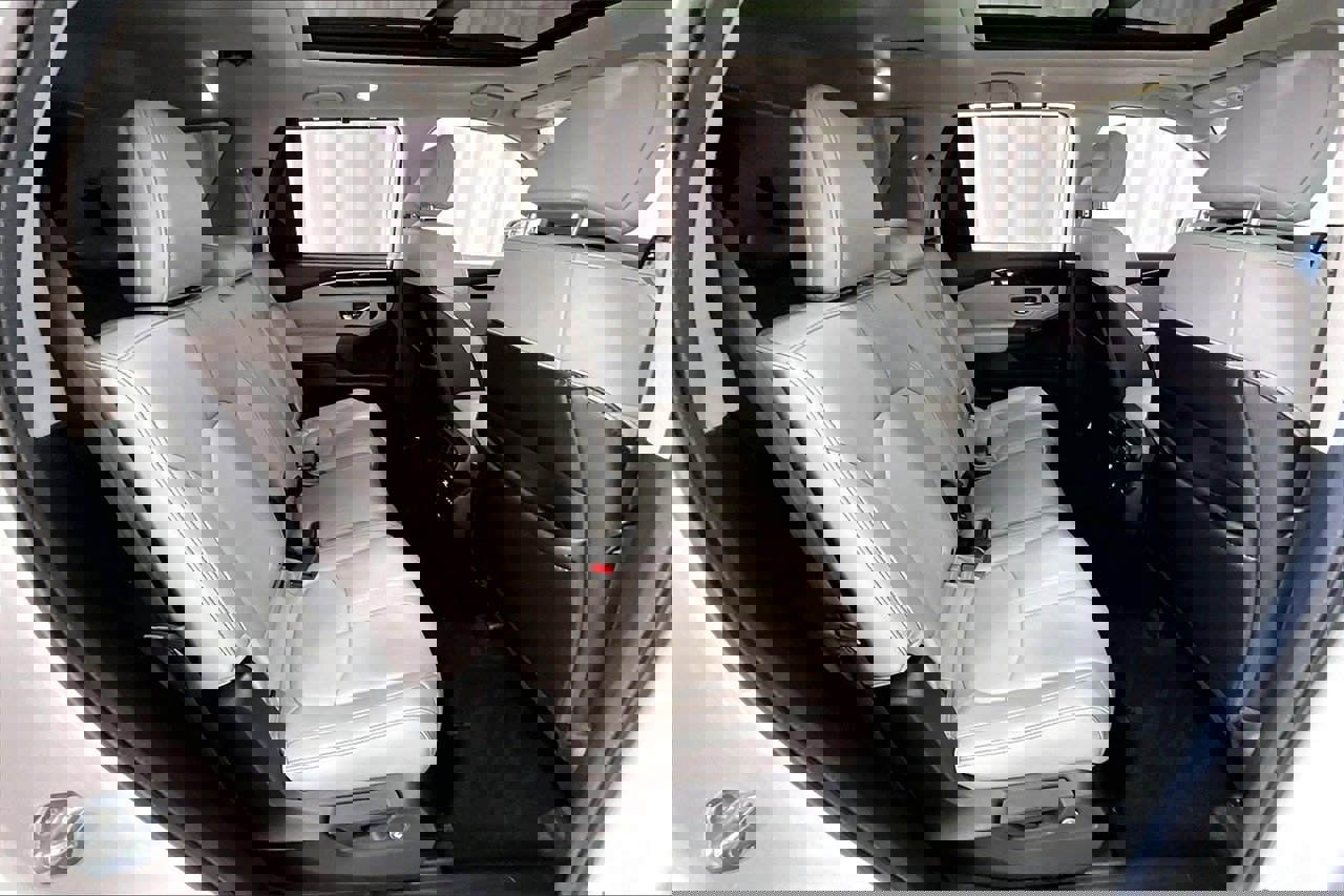 Used 2024 Honda Pilot Touring image 20