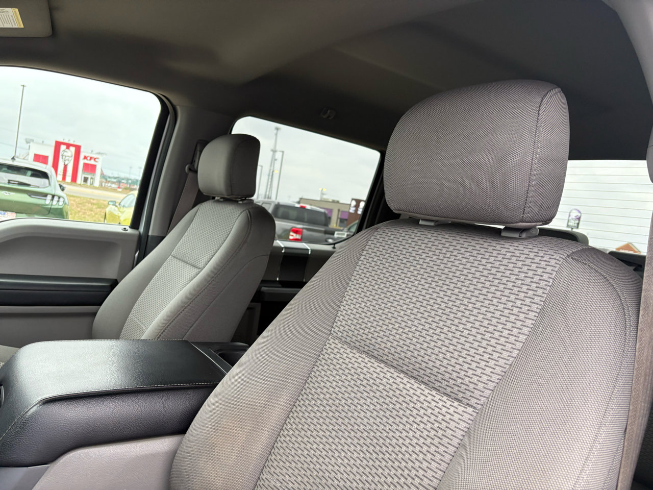 Used 2018 Ford F150 XLT w/ Equipment Group 302A Luxury image 20