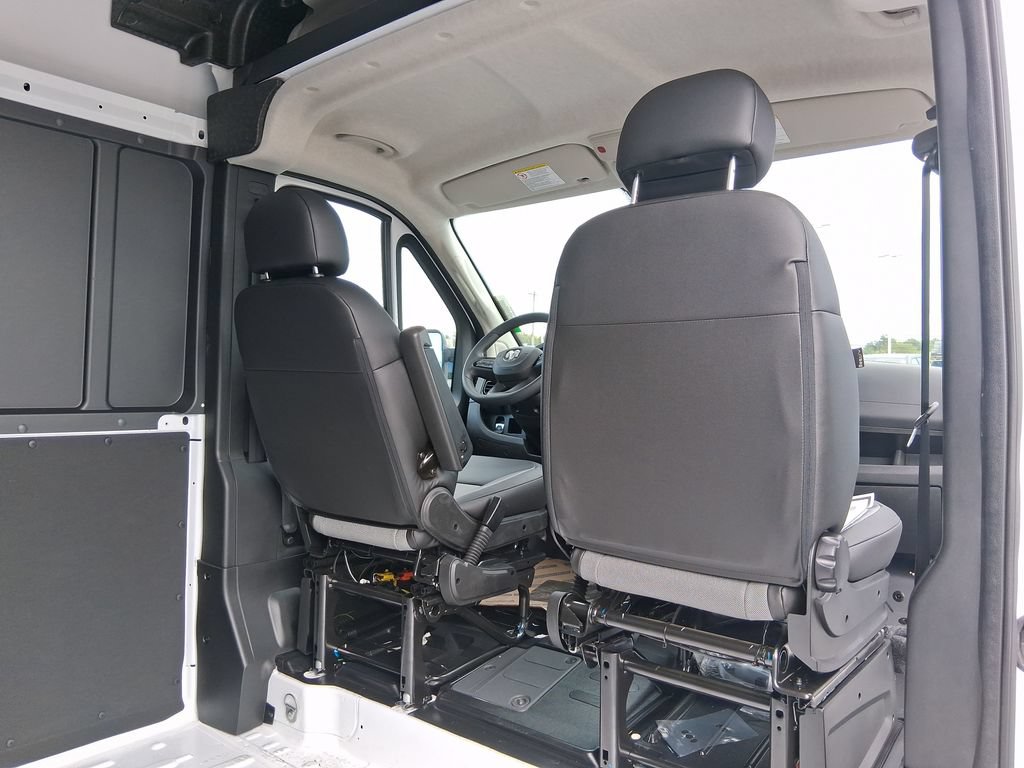 New 2026 RAM ProMaster 2500 w/ Convenience Group FWD image 22