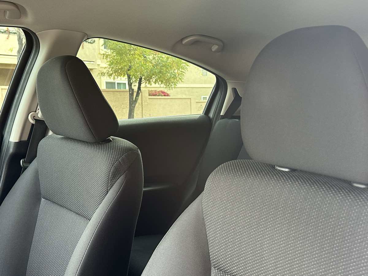 Used 2017 Honda HR-V LX image 10