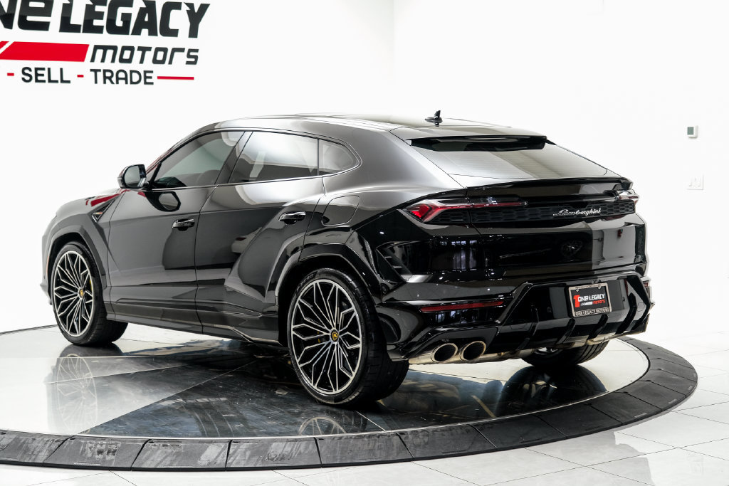 Used 2025 Lamborghini Urus SE AWD/4WD image 11