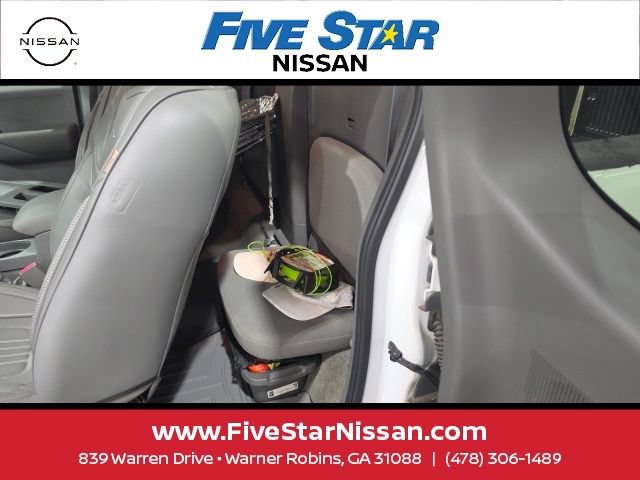 Used 2010 Nissan Frontier SE w/ Power Pkg RWD image 14