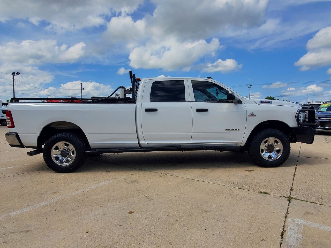 Used 2019 RAM 3500 Tradesman w/ Chrome Appearance Group image 4