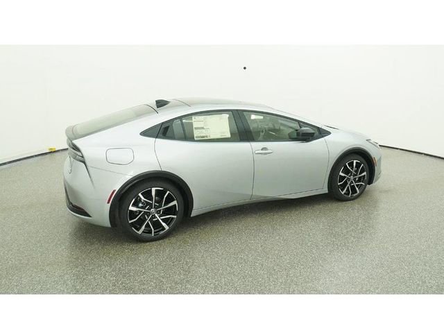 New 2026 Toyota Prius Plug-In Hybrid FWD image 10