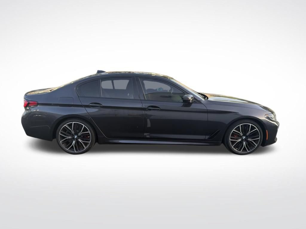 Used 2023 BMW 540i w/ M Sport Package RWD image 4