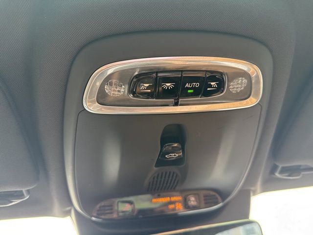 Used 2017 Volvo S90 T6 Inscription w/ Climate Package image 23