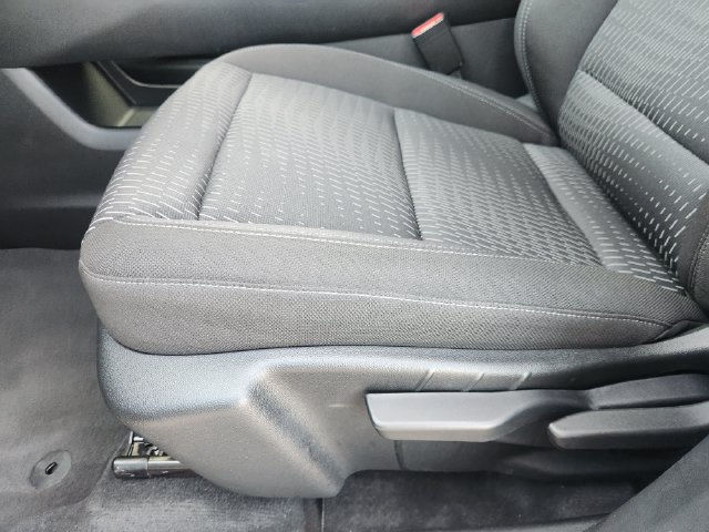 Used 2026 Chevrolet Equinox LT FWD image 26