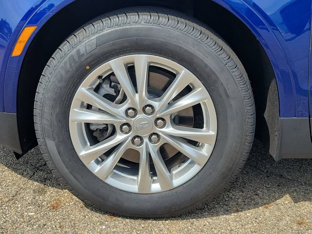 Certified 2024 Cadillac XT5 Luxury w/ LPO, Floor Liner Package AWD/4WD image 5