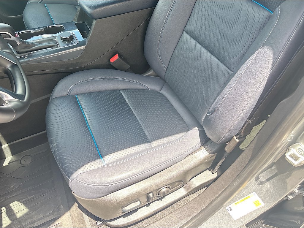 Used 2024 Chevrolet Blazer RS FWD image 20