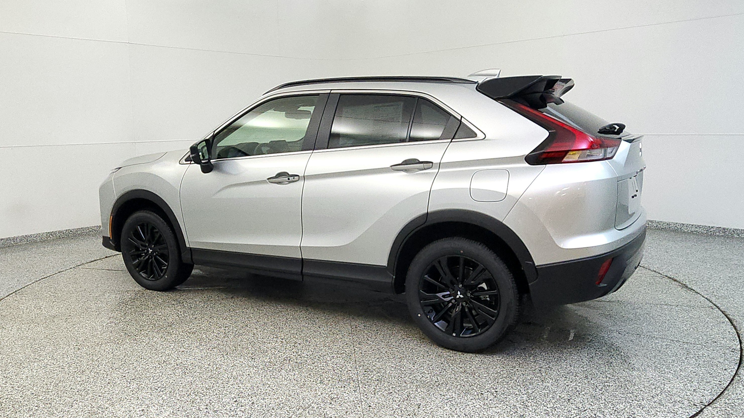 Used 2025 Mitsubishi Eclipse Cross AWD image 3
