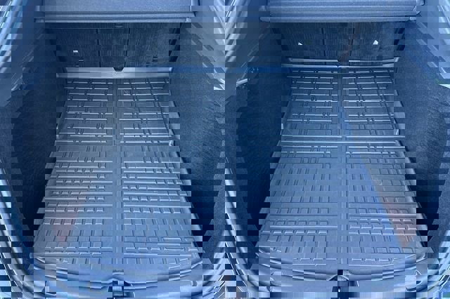 Used 2024 Tesla Model Y Performance image 17