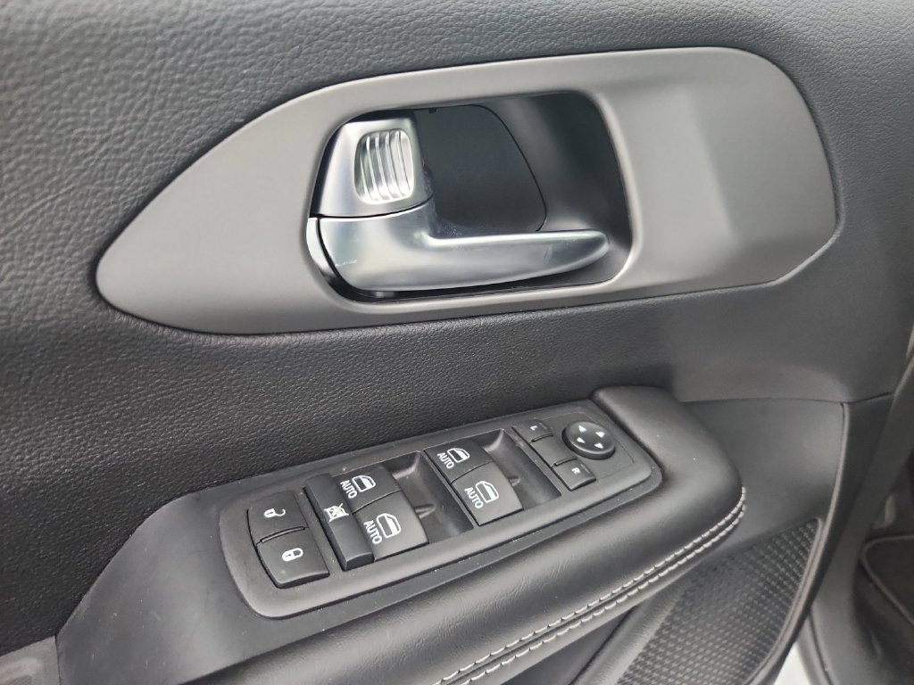 New 2027 Chrysler Pacifica LX FWD image 20