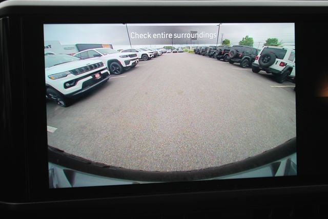 Used 2024 Jeep Wrangler Unlimited Sport AWD/4WD image 8