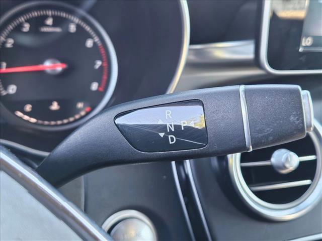 Used 2019 Mercedes-Benz GLC 300 4MATIC image 14