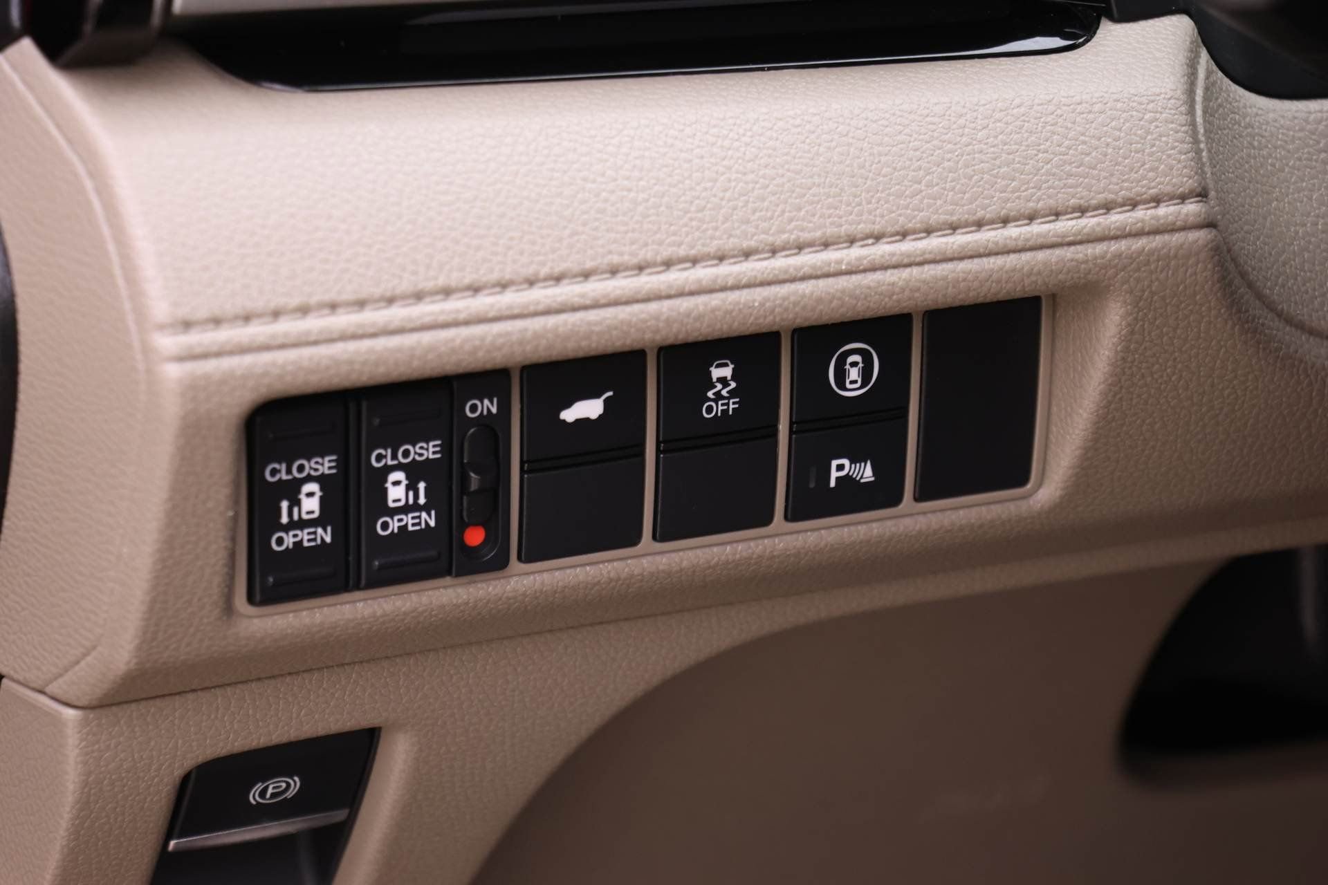 Used 2023 Honda Odyssey Touring image 15