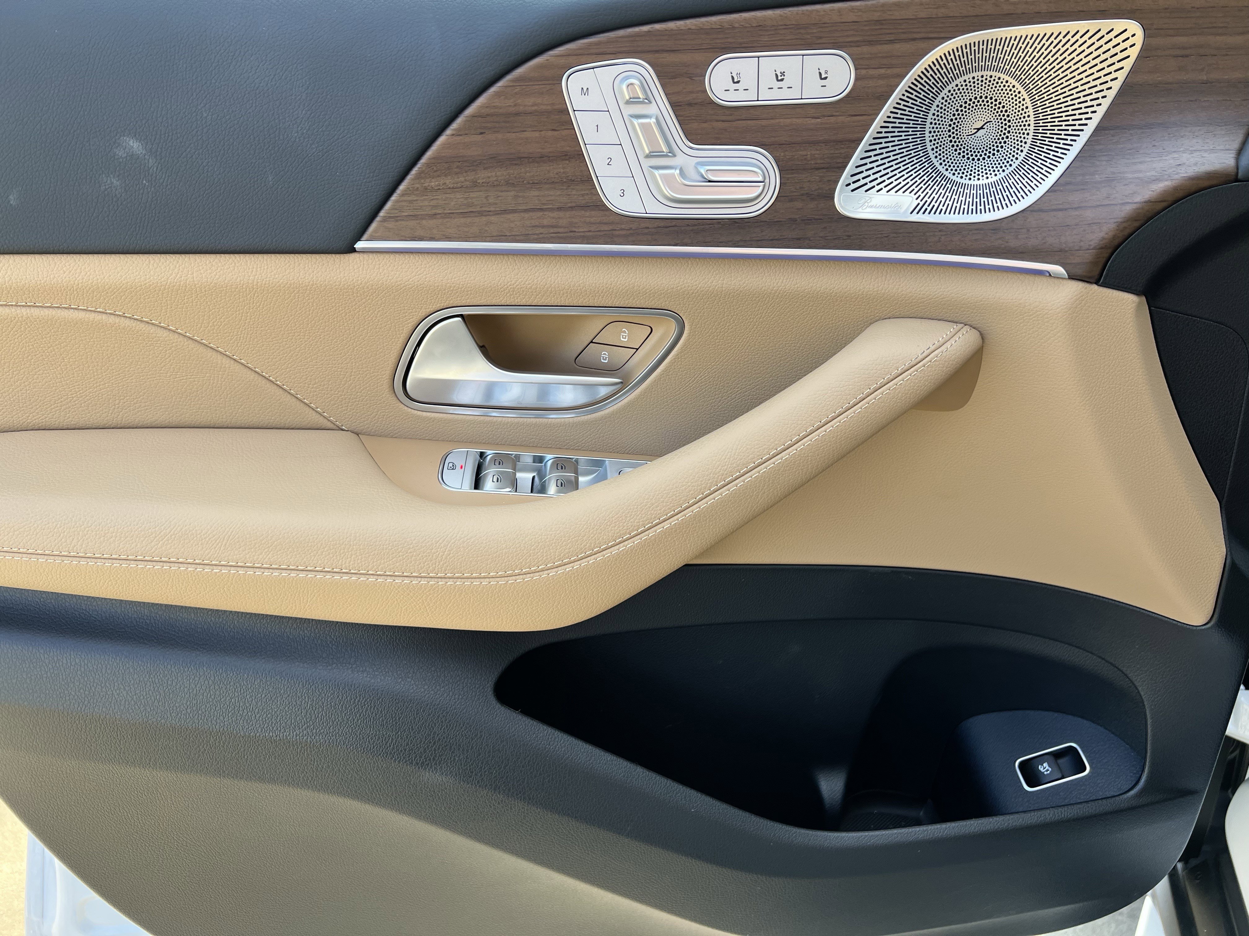 Certified 2025 Mercedes-Benz GLS 580 4MATIC image 14