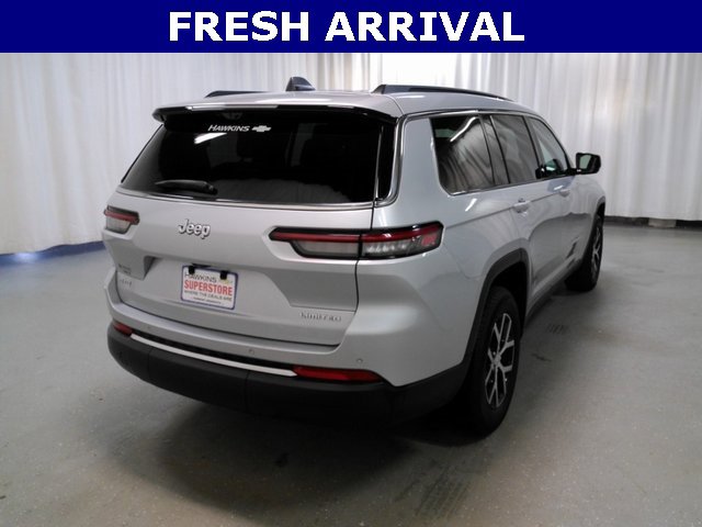 Used 2024 Jeep Grand Cherokee L Limited w/ Luxury Tech Group II image 4